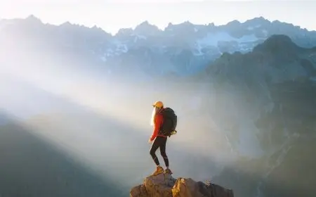 Why You Should Try Solo Hiking at Least Once